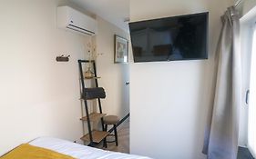 Cozy Suite With New Shower Near Popodium 013