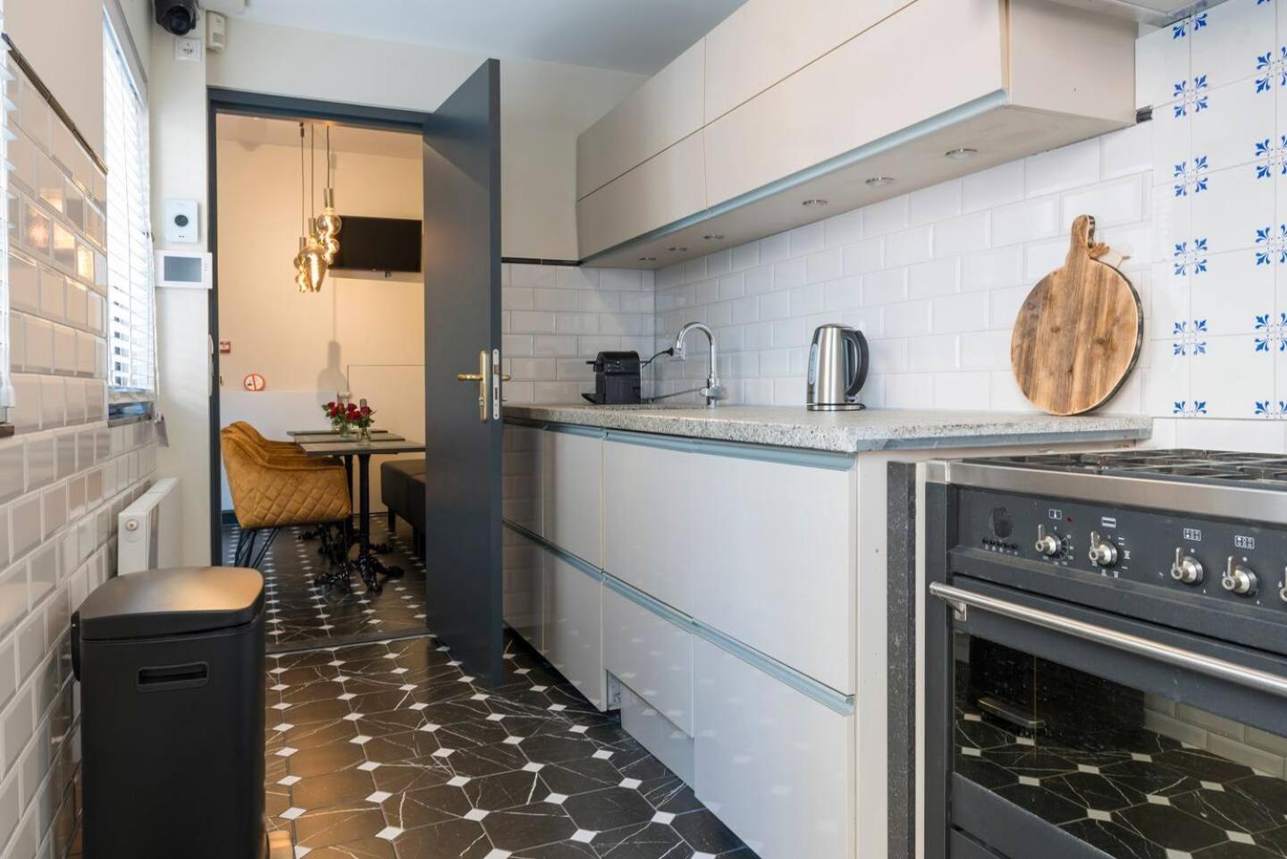 Cozy Suite With New Shower Near Popodium 013 Tilburg Buitenkant foto