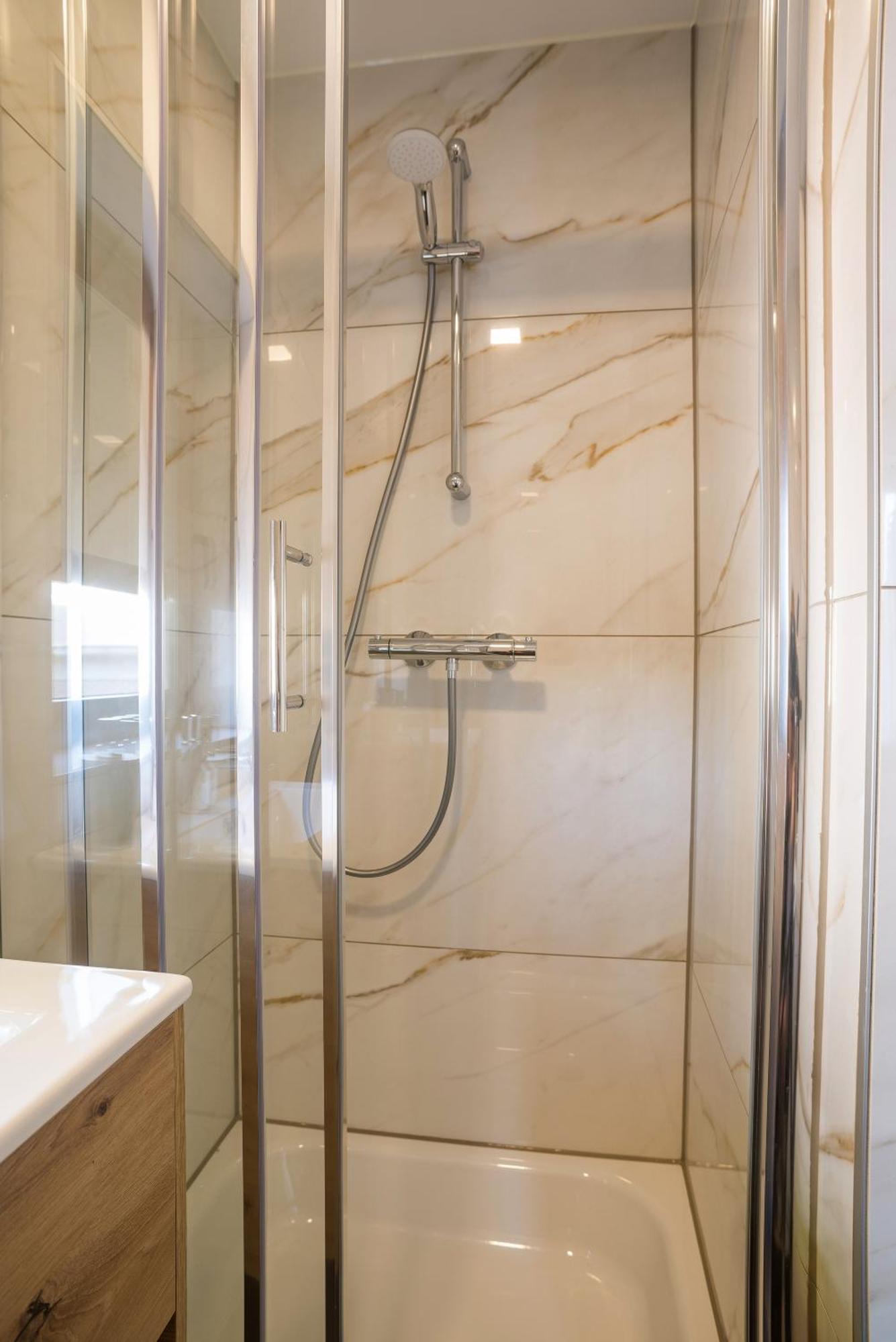 Cozy Suite With New Shower Near Popodium 013 Tilburg Buitenkant foto