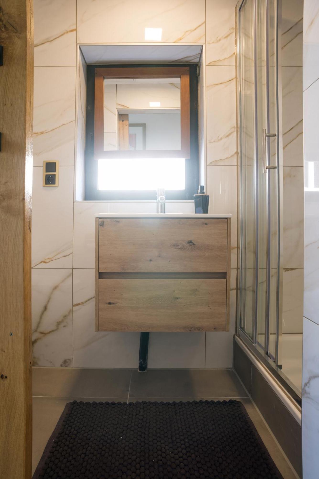 Cozy Suite With New Shower Near Popodium 013 Tilburg Buitenkant foto